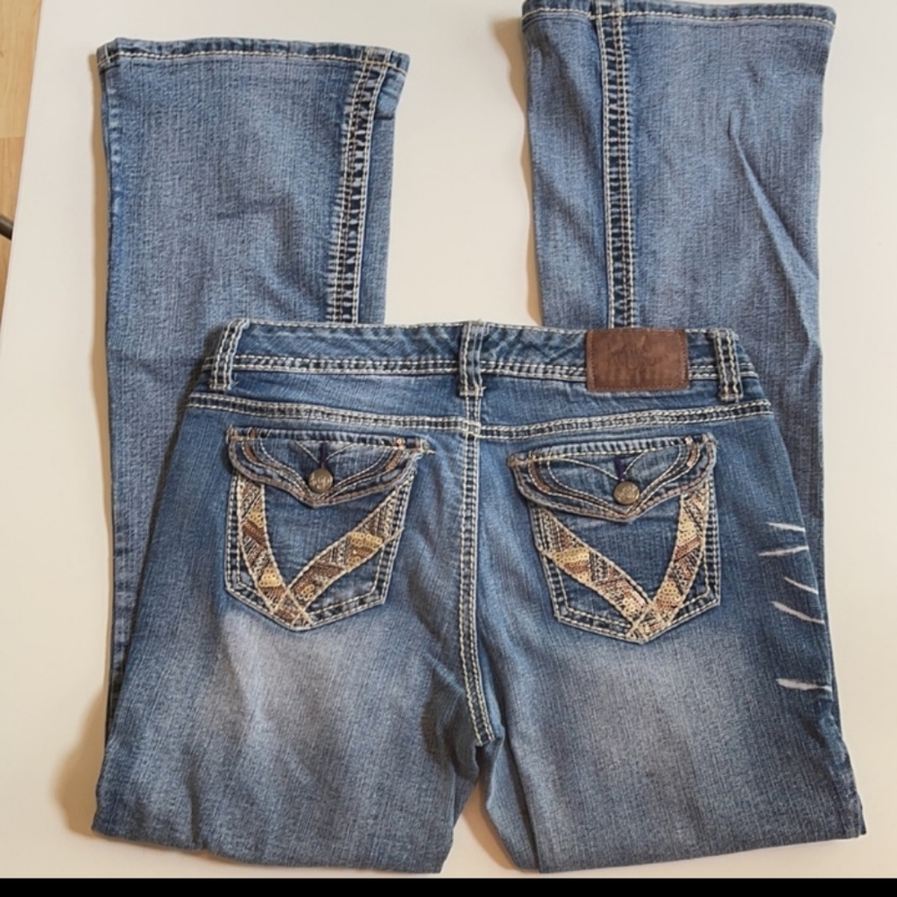 Ariya Jeans